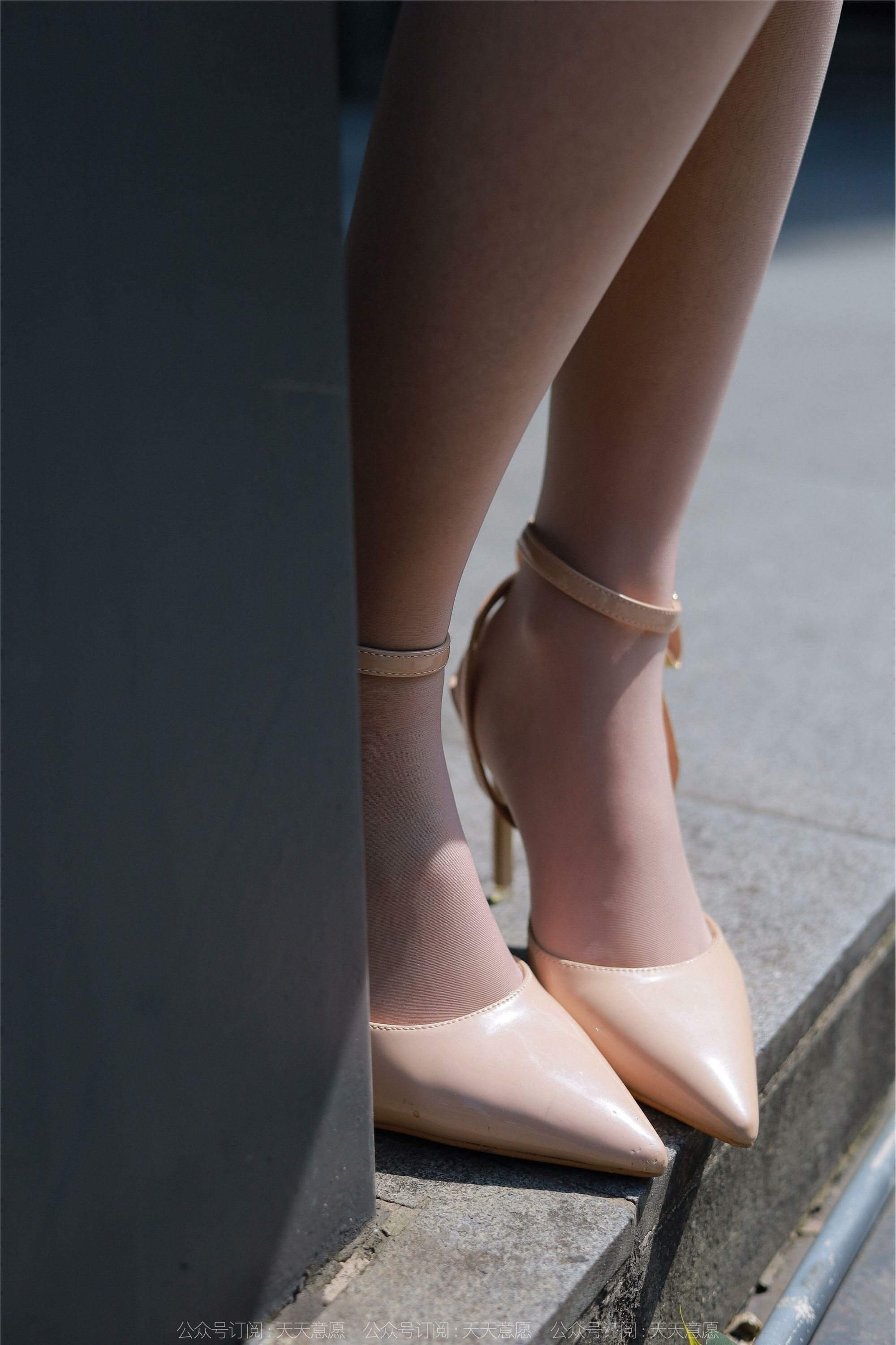 IESS异思趣向  2022.04.16 丝享家1061：婉萍《蓝衣女神》